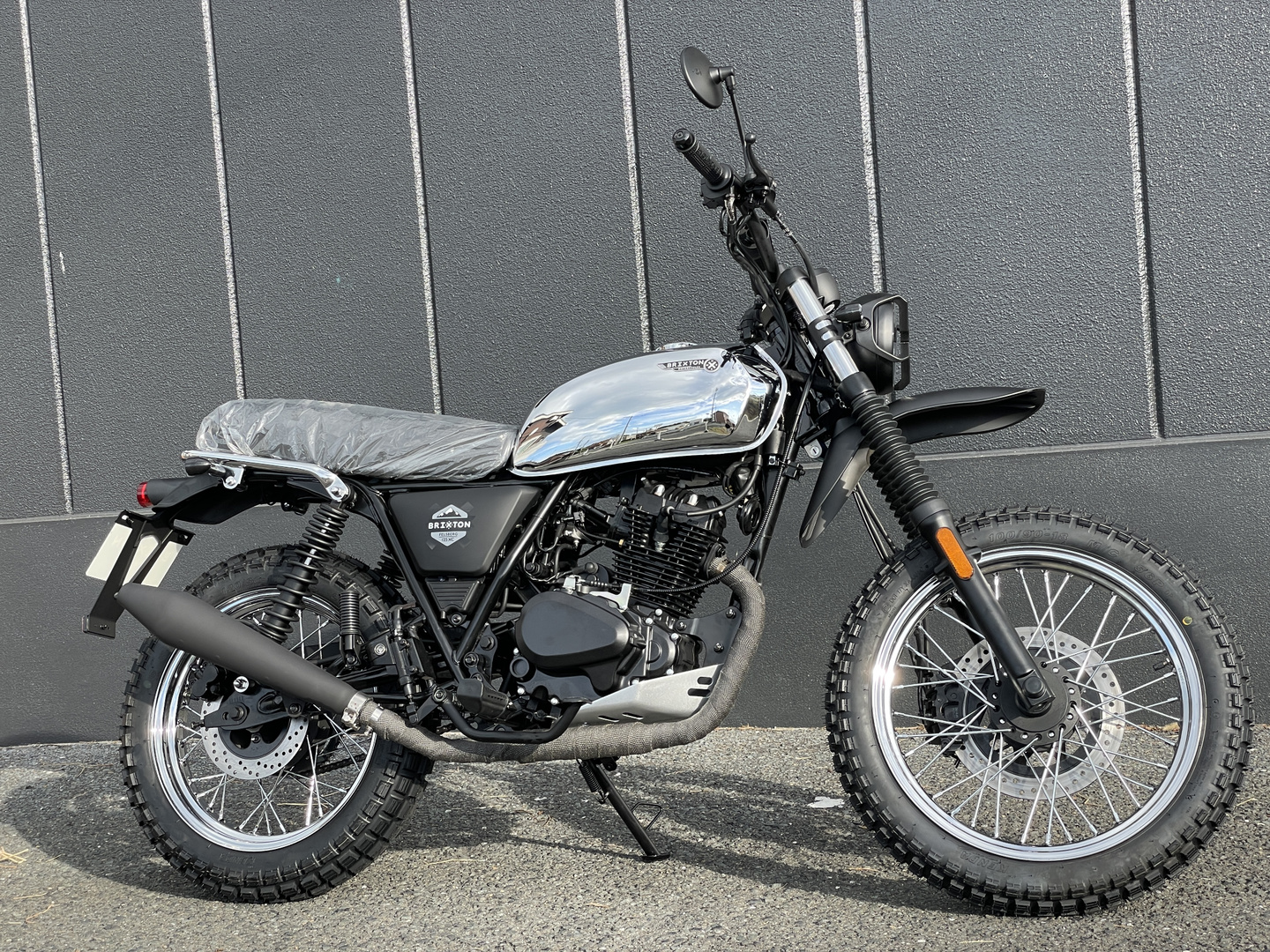 ’７１　デザートスクランブラー１２５